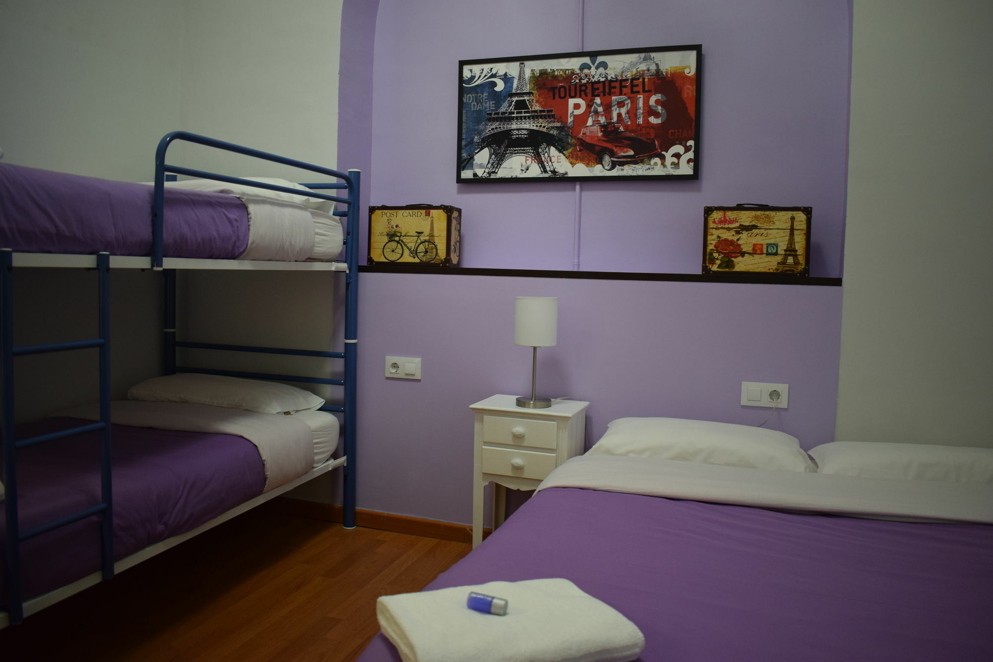 Hostal Mimi Las Ramblas Barcelona Luaran gambar